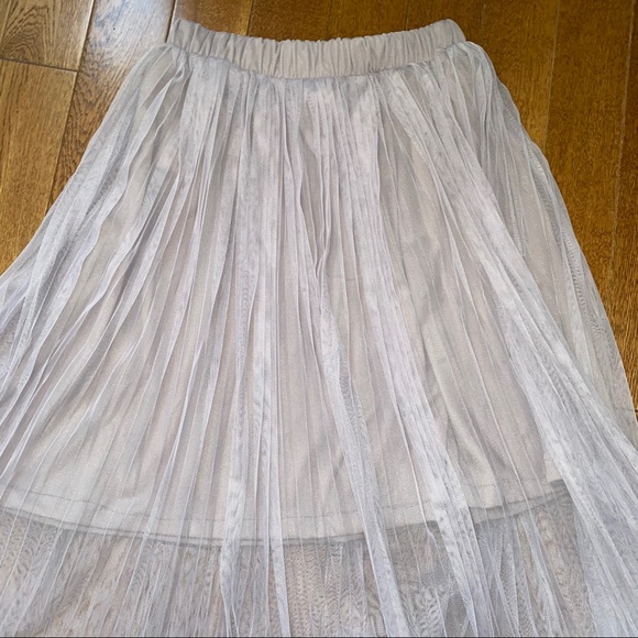 Pleated tulle skirt - Picture 5 of 6